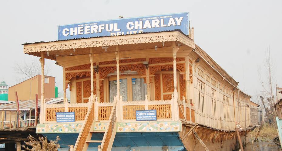 Cheerful Charley Houseboat, Srinagar 1